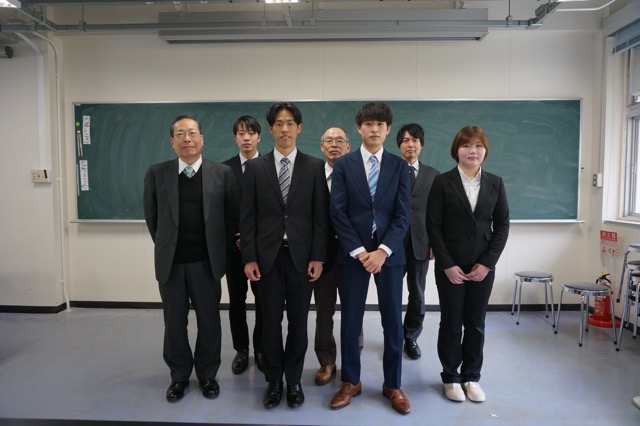 参加者で記念撮影。この日は皆さん都合が合わなかったようで残念でした。