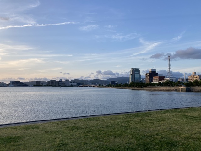今回写真を撮り忘れてしまいました&hellip;。<br>写真は宍道湖の夕景です。